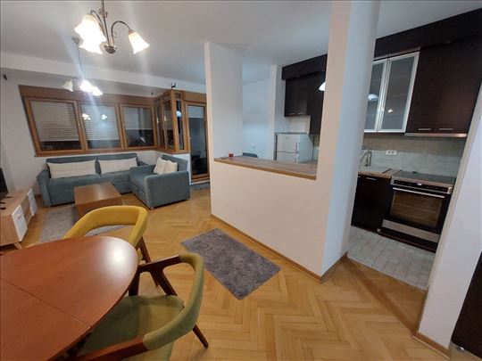 Novija gradnja, kod Kalenića, odmah useljiv