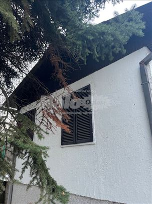 Plac/ Zemljište sa kućom Grocka 31ar