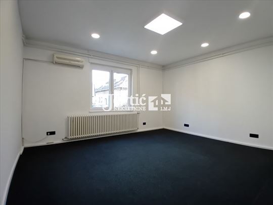 Poslovni prostor kod Liona 