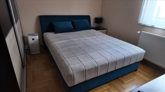 Prodajem bračni krevet / francuski ležaj