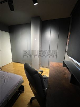 Retko u ponudi, stan u Kragujevcu, Smolvil - prvi