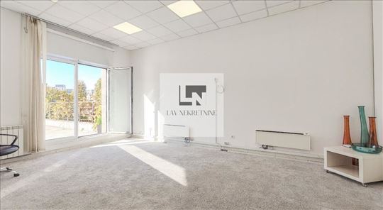 Simpatičan i svetao lokal