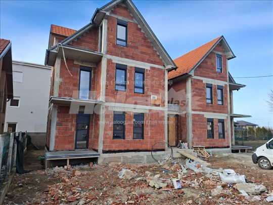 Top novogradnja 50m2 izuzetno praktičan 2.5 