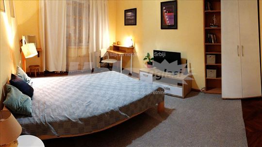 Udoban stan 1,0-33m2 na Novom Beogradu