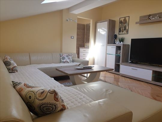 Vračar, Vukice Mitrović, LUX 60m2, 2.0, sa garažom