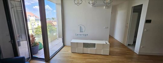 Centar, V. Radomira Putnika, 85m2 + parking