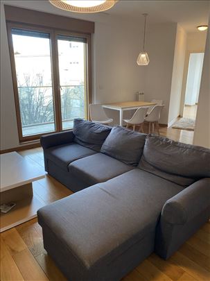 Central Garden, lux stan sa garažnim mestom