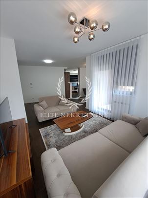 Cetvorosoban lux stan,garaza,novogradnja