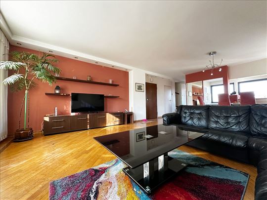 Dedinje opremljen 4.0 dupleks, za preporuku!