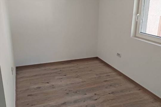 Dupleks 72m2 kod Cvijićeve, sa lokalom u prizemlju