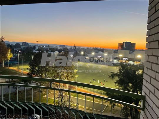 Dvosoban stan sa terasom - Mičurinova (vlasnik)