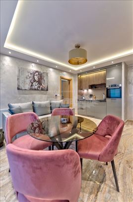 Izdaje se LUX stan na Zlatiboru