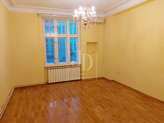 Izdaje se poslovni prostor,centar