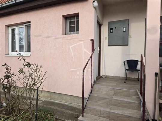 Na dobroj lokaciji, 1.5 ID#13730