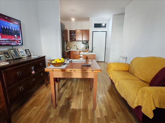 Odličan 3.0 stan u Aviv parku-67m2, novogradnja!