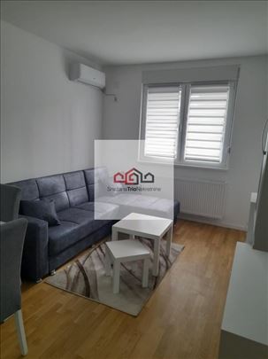 Podbara Nov Neuseljavan Jednoiposoban Stan 450 Eur