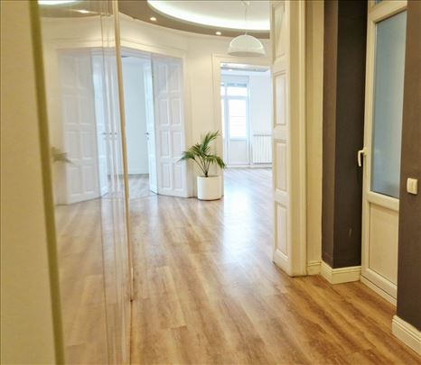 Poslovni prostor Hram Sv. Save