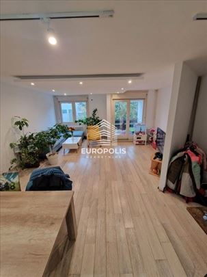 Prelep, 2.5, Poručnika Spasića i Mašare