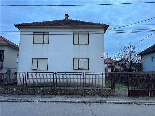 Trespratna kuća opština Zemun, Batajnica