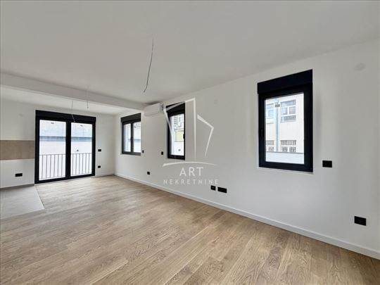 Cvetkova pijaca, novogradnja, sa parking mestom ID