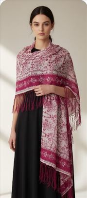 Elegantna Marama sa Srebrnim Odsjajem i Svilom