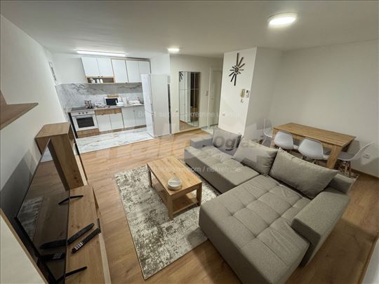 Izdajem stan  45m2 bez dodatnih troškova