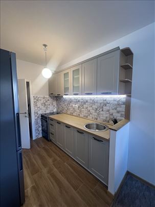 Izdajemo 3.0 stan na Vracaru