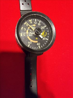 Ronilacki rucni sat dubinomer Francuski