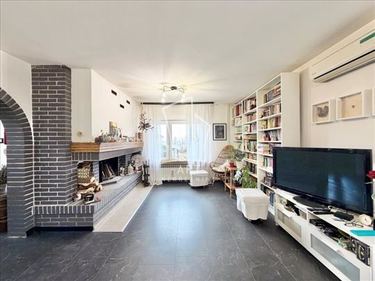 Sremčica, kuća Po+Pr+1+Pk ID#13746