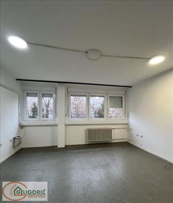 Trosoban Stan - Geneks