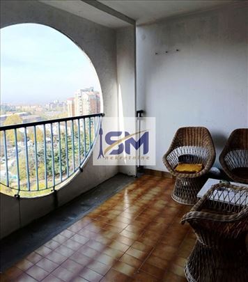 Vidikovac, namešten useljiv stan 108m2