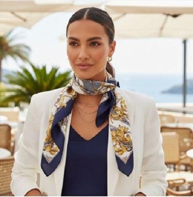 VINTAGE MARINE GLAM – Luksuzna marama (77x77 cm)