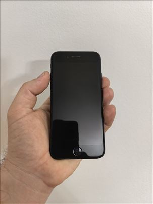 Iphone 7 128gb crni (2)