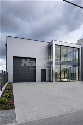 Poslovna hala + kancelarija - AERODROM