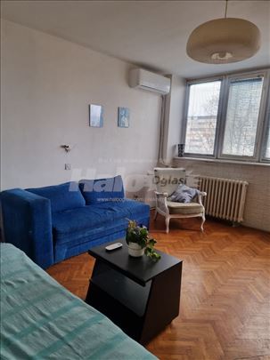 Namešten stan Fontana