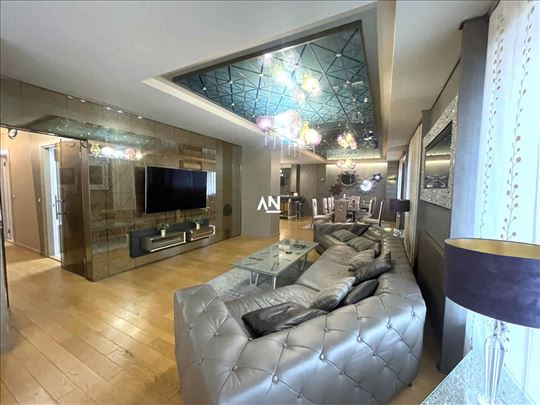 Novi Beograd, Blok A, 168m2 + 2 g. mesta ID#31019