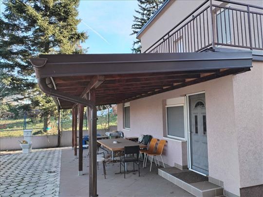 Odlična kuća na Dunavu,80m2,9ara,uknjižena!