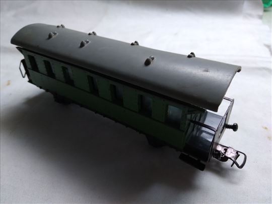 Piko putnicki vagon HO, fali 1 kukica