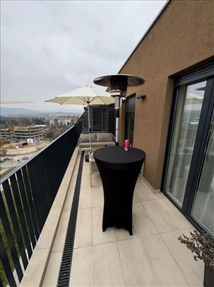 Prodaje se dvoiposoban stan kod Palate pravde