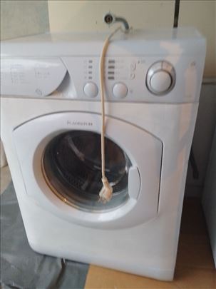 Продајем машину за прање Аристон од5кг