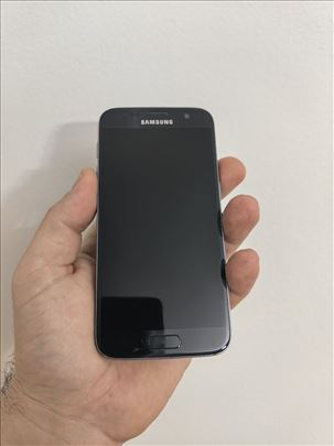 Samsung S7 crni (2)