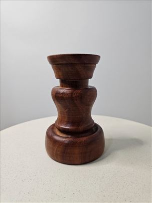 Skandinavski stil - drveni svećnjak