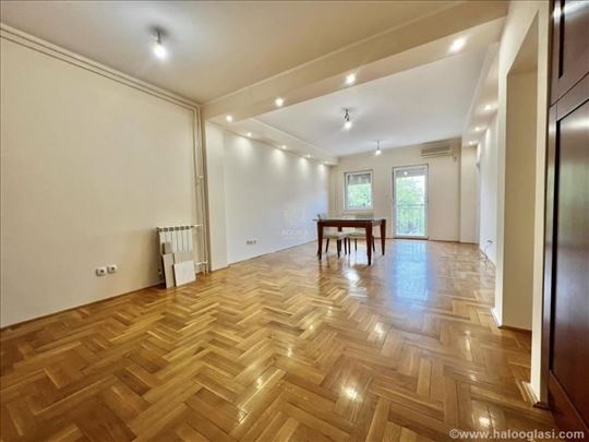 Stan kao Poslovni prostor Zira 91kv 2 sprat (77kv