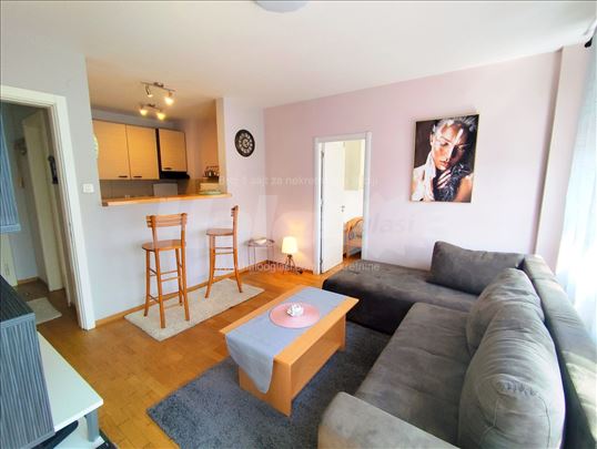 Stan u Dimitrija Tucovica