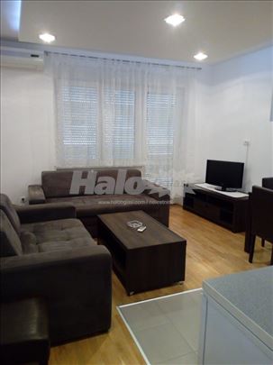 Stan u Njegoševoj 32, Krunski venac, 59m2