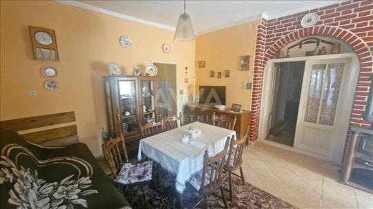 Svetozar Miletić, 3.0 sobna kuća 105m2