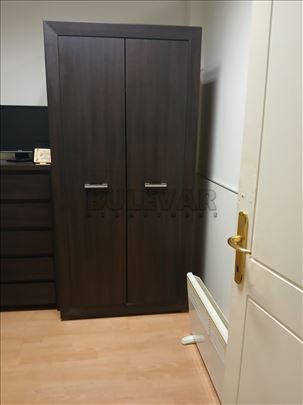 Izdaje se stan u TC Gorča