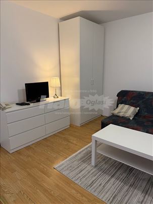 Izdavanje stana, Novi Beograd kod Fontane