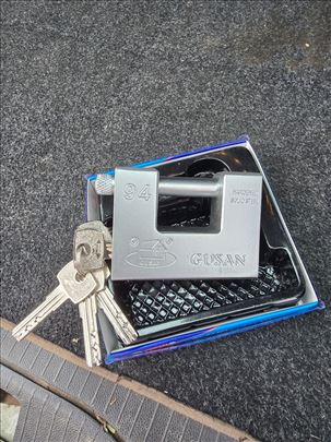 Katanac sigurnosni sa 5 ključa