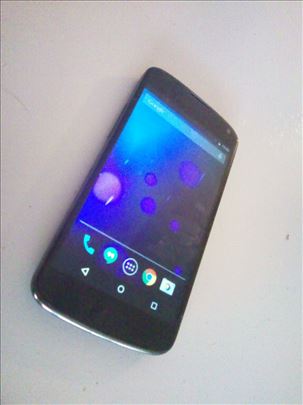 Lg Nexus 4 Perfektan i ispravan za 20e